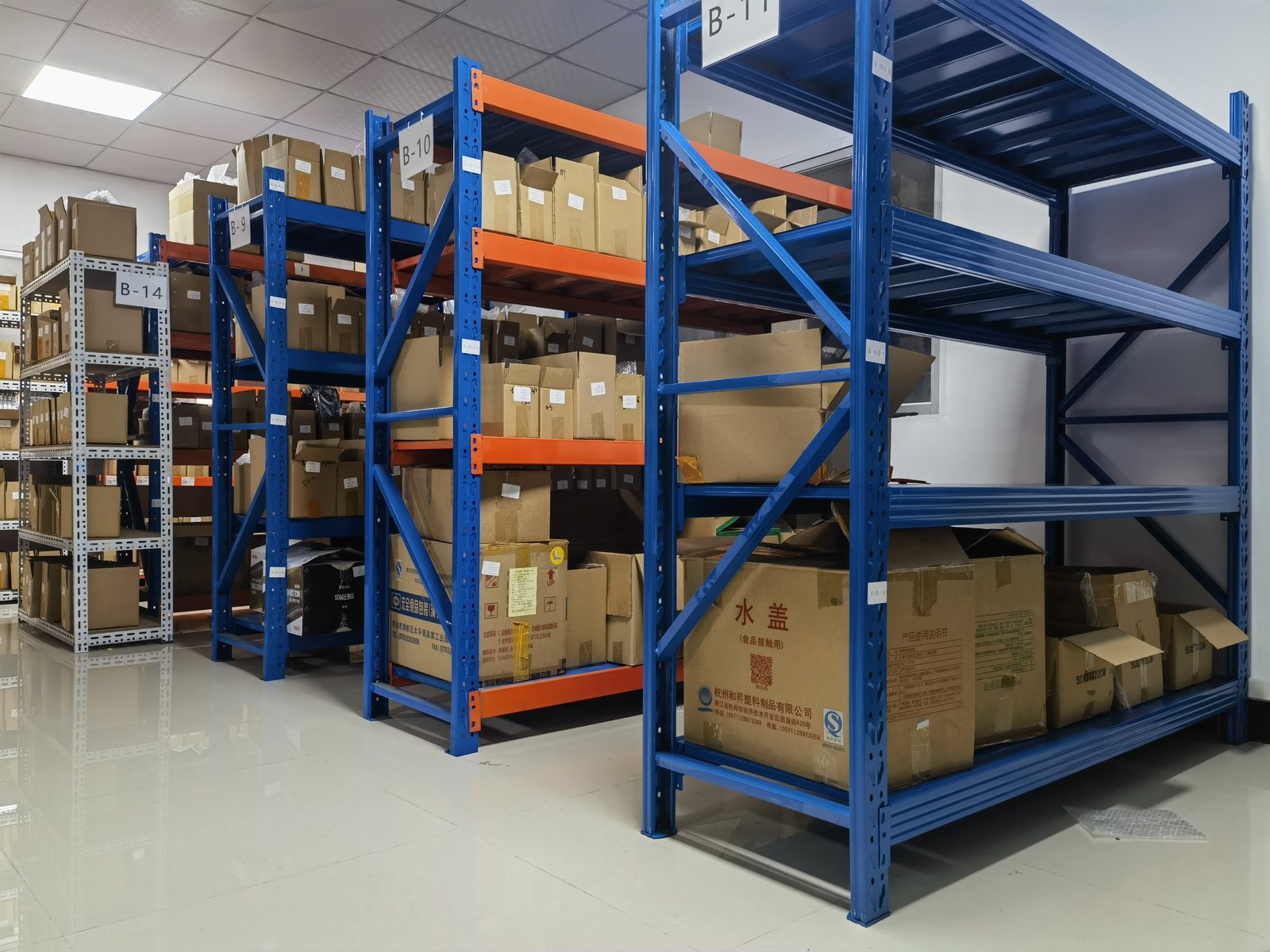 Ingreen Technology warehouse - equipment racks